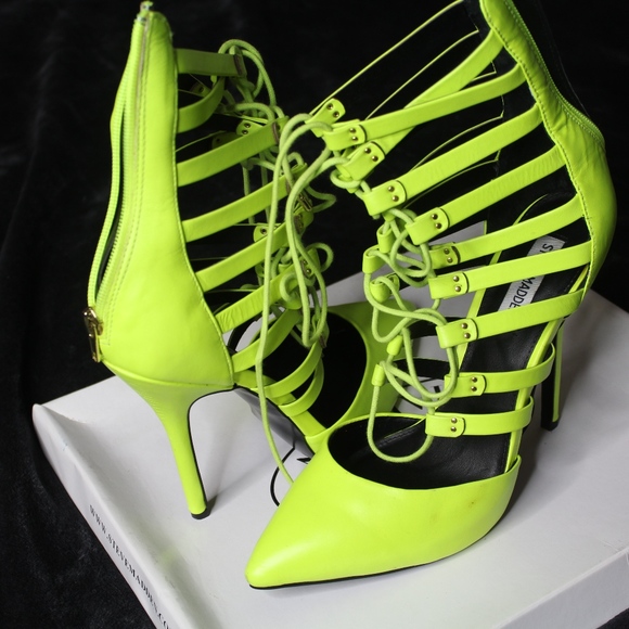 Steve Madden Shoes - Steve Madden Lime Green Leather Heels